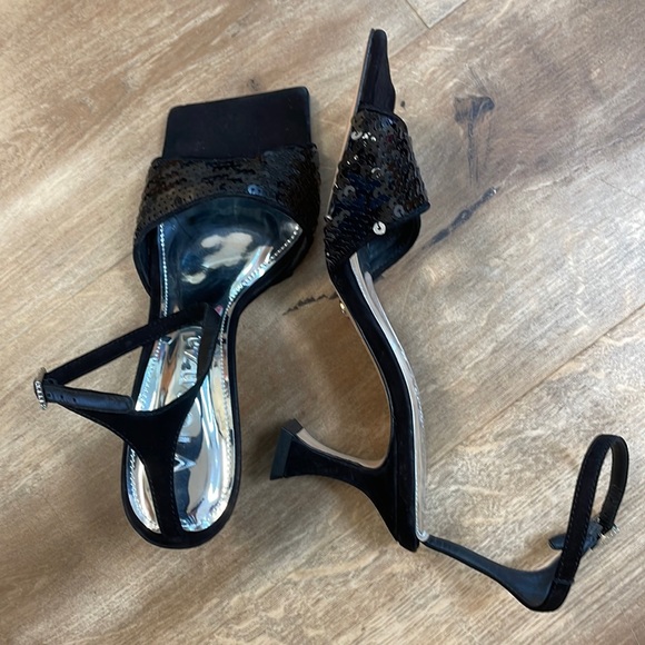 New Women’s Vicenza Sequin Heels By Anthropologie!!🔥🔥🔥 - Picture 4 of 13